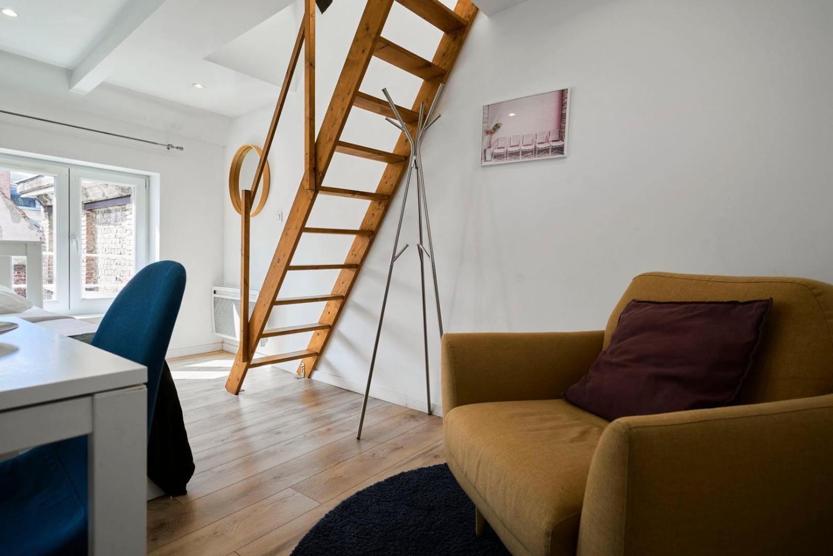 Lille Hypercentre Gares - Small Suite Экстерьер фото